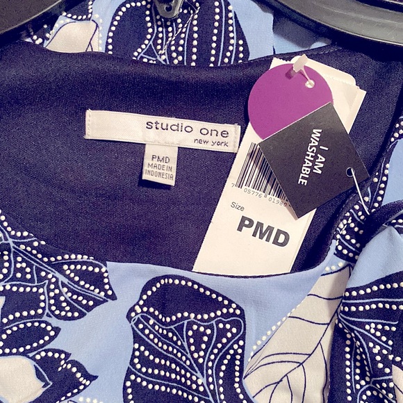 NWT Studio One Blue and White Floral Fit and Flare Cocktail Dress, Petite Medium - Picture 3 of 3